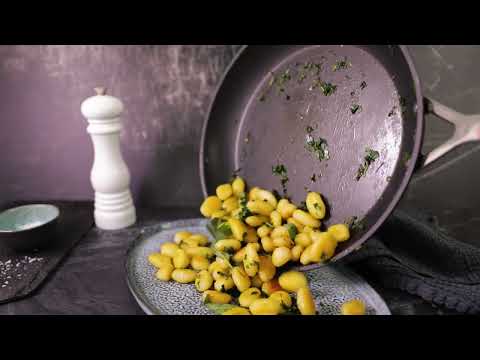 How to Clean Le Creuset Toughened Non-Stick Pans