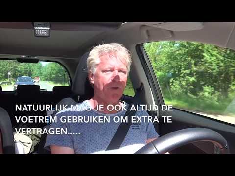 Rijden in de bergen. Met handbak of automaat: wij Nederlanders zijn het niet gewend.